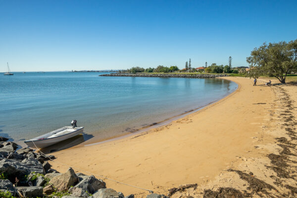 Raby Bay Foreshore Park 925x694